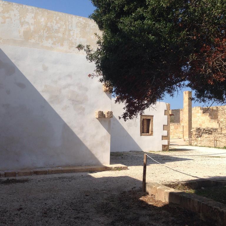 Bed and Breakfast A Due Passi Dal Centro à Noto Extérieur photo